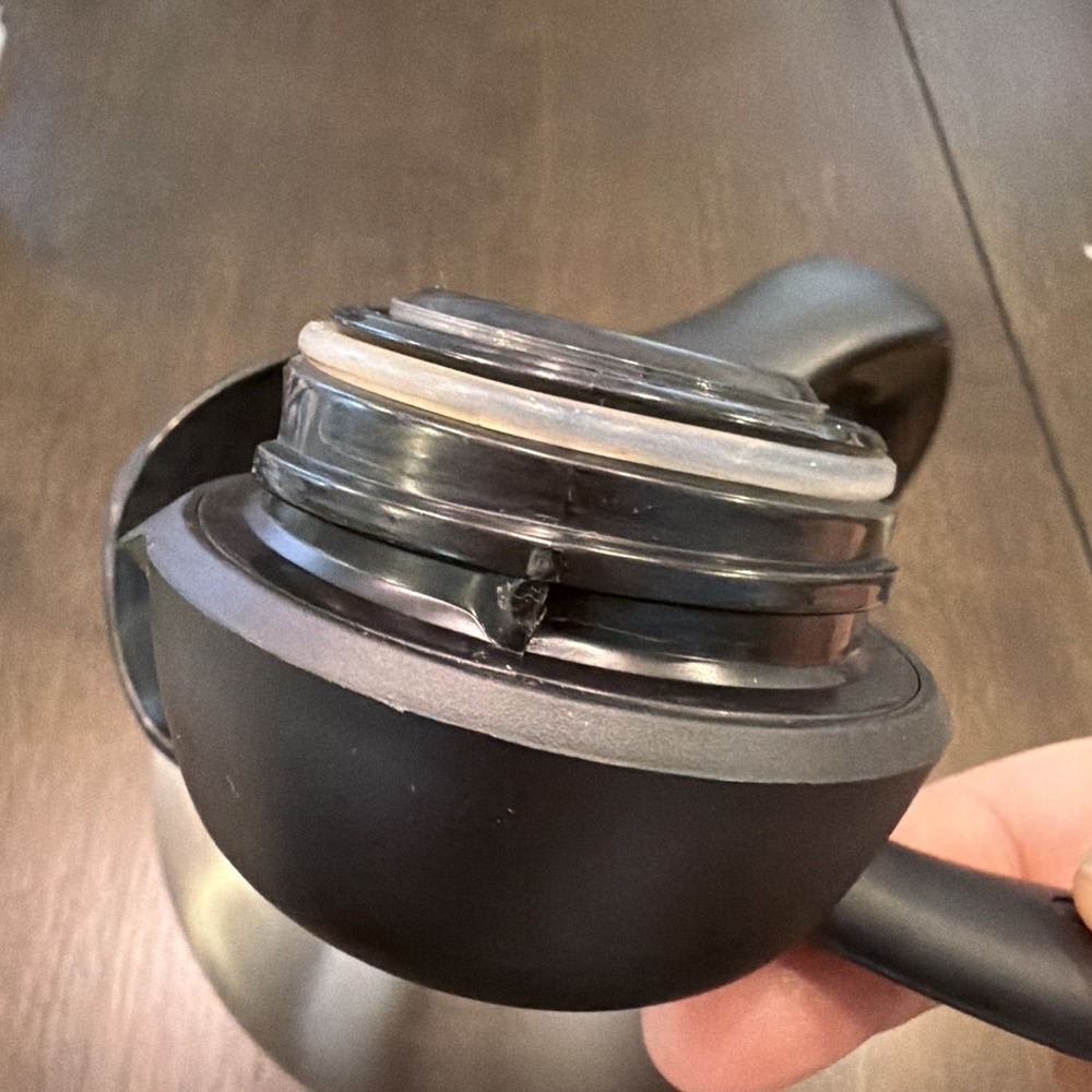 Stanley 1 Lt Ergo Commercial Round CoffeeCarafe Thermal Insulated DishwasherSafe - Picture 6 of 7
